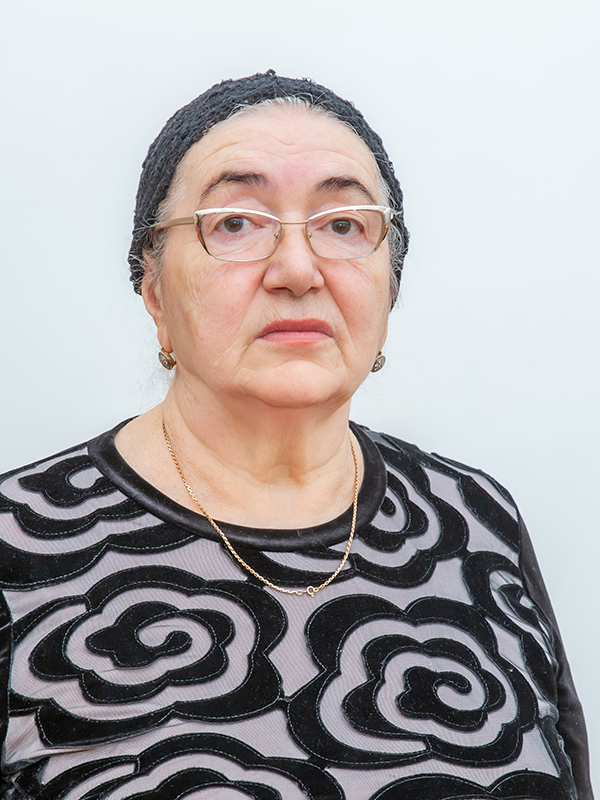 Бузуртанова Люба Мурцаловна.